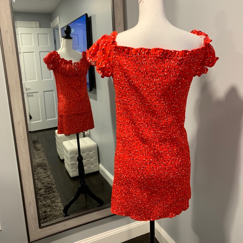 Dress - Picture 2 of 2